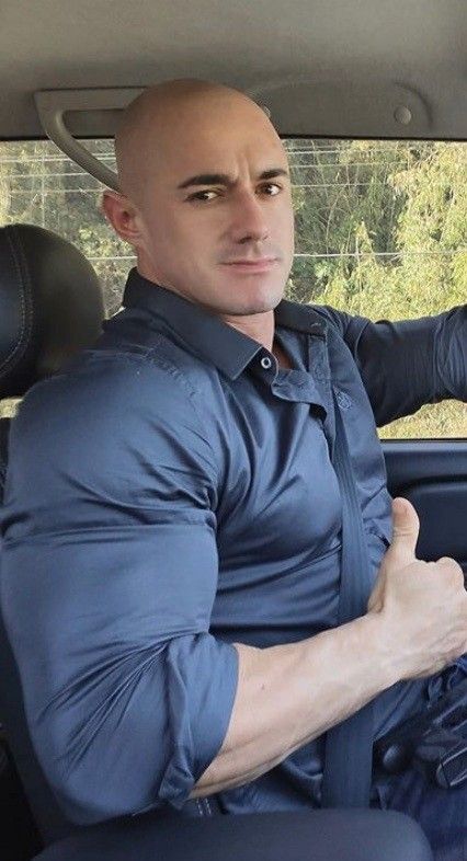 Mauricio M.